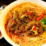  Beef and pork knuckle noodle soup